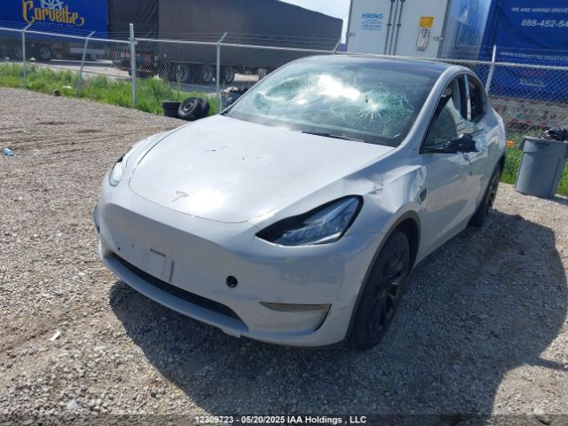 7SAYGDEE8NF434625 Tesla Model Y
