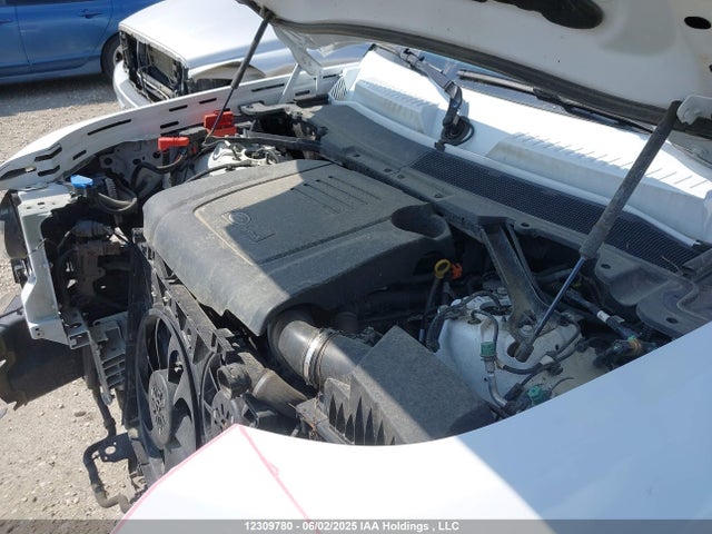 SALEJ7RX9M2061197 Land Rover aj120 i4