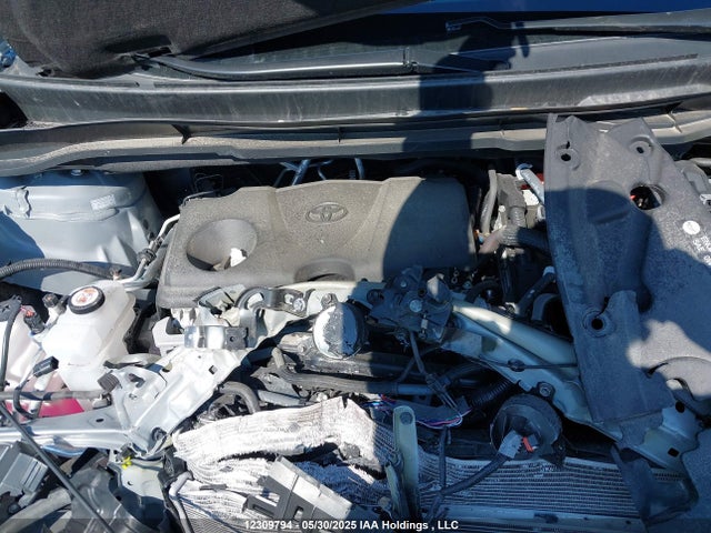 2024 Toyota Sienna Le/xle/platinum/xse/limited მანქანა იყიდება აუქციონზე, vin: 5TDGRKEC8RS211380, აუქციონის ნომერი: 12309794