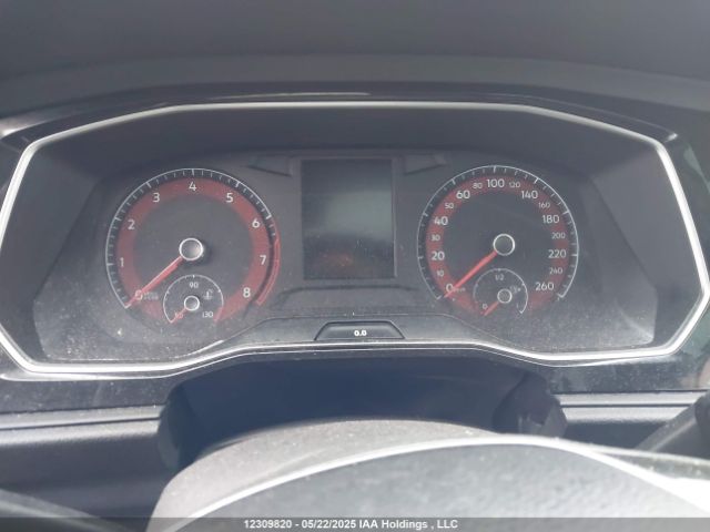 3VWE57BU2MM040564 Volkswagen tsi