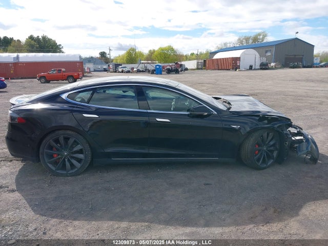 Tesla Model S 85d/p85d 2015 5YJSA1V47FF099966 Image 13
