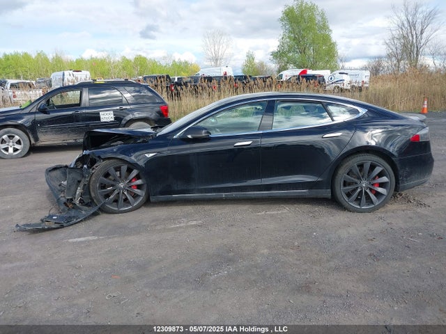 Tesla Model S 85d/p85d 2015 5YJSA1V47FF099966 Image 14