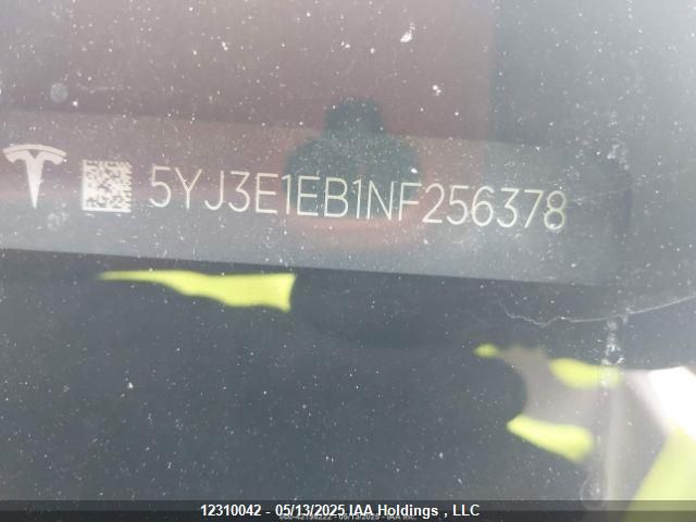 5YJ3E1EB1NF256378 Tesla 2022