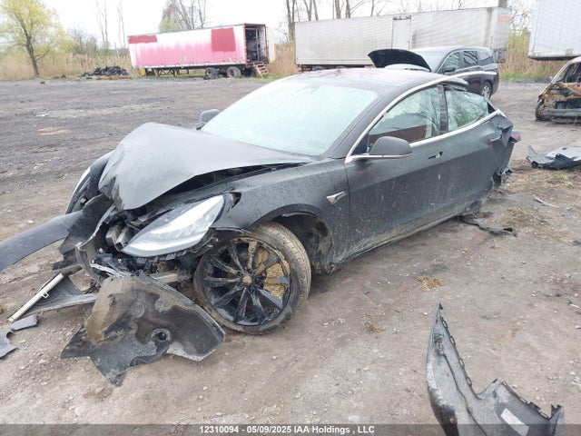 5YJ3E1EB9JF107663 Tesla MODEL 3