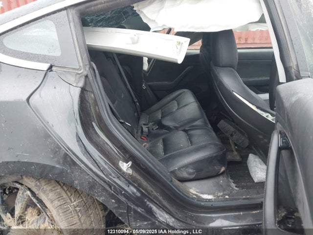 5YJ3E1EB9JF107663 Tesla MODEL 3