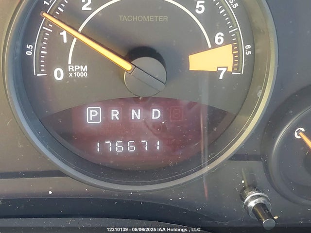 Jeep 2015 2015 1C4NJRAB8FD244519 Image 15