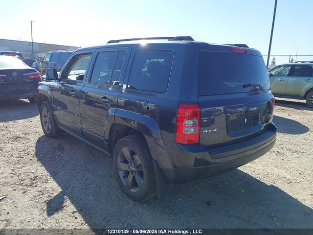 Jeep 2015 2015 1C4NJRAB8FD244519 Image 3