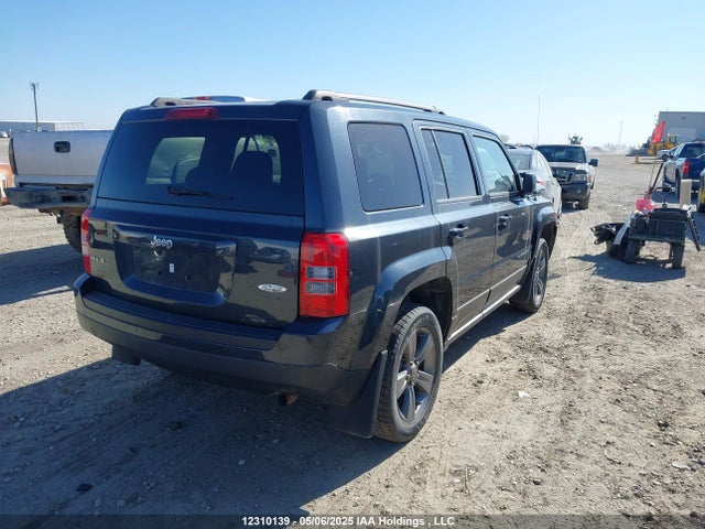 Jeep 2015 2015 1C4NJRAB8FD244519 Image 4
