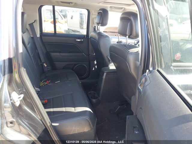 Jeep 2015 2015 1C4NJRAB8FD244519 Image 8