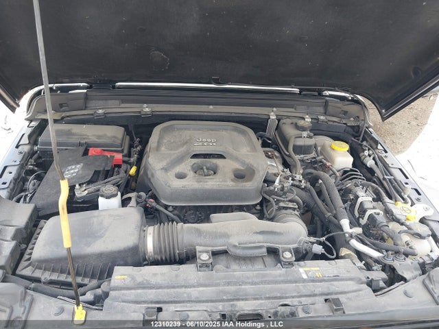 1C4HJXDN9MW518027 Jeep TJ