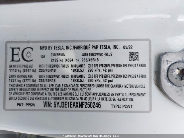 12310302 :رقم المزاد ، 5YJ3E1EAXNF250246 vin ، 2022 Tesla Model 3 مزاد بيع