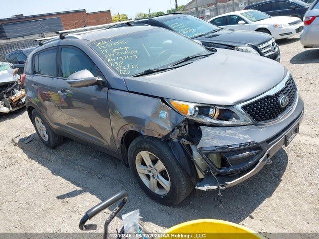 2014 KNDPB3AC5E7626404 main image