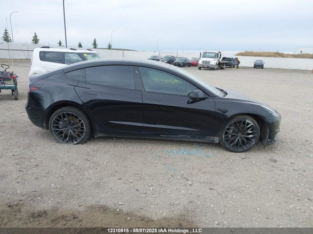 5YJ3E1EA5NF352246 Tesla MODEL 3