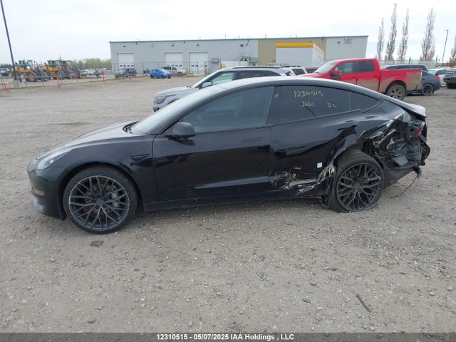 5YJ3E1EA5NF352246 Tesla MODEL 3