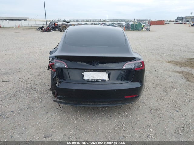 5YJ3E1EA5NF352246 Tesla MODEL 3