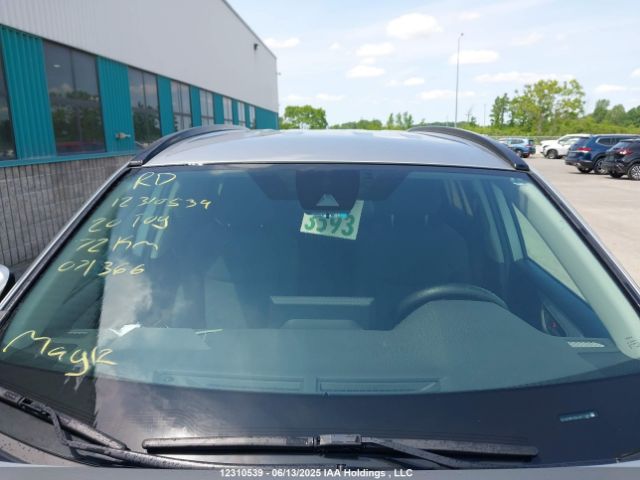 2T3Z1RFV3LC071366 Toyota RAV4 LE