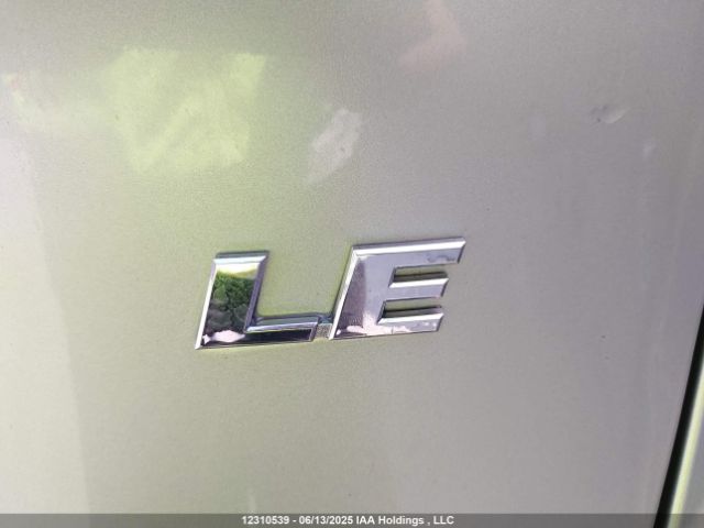 2T3Z1RFV3LC071366 Toyota RAV4 LE
