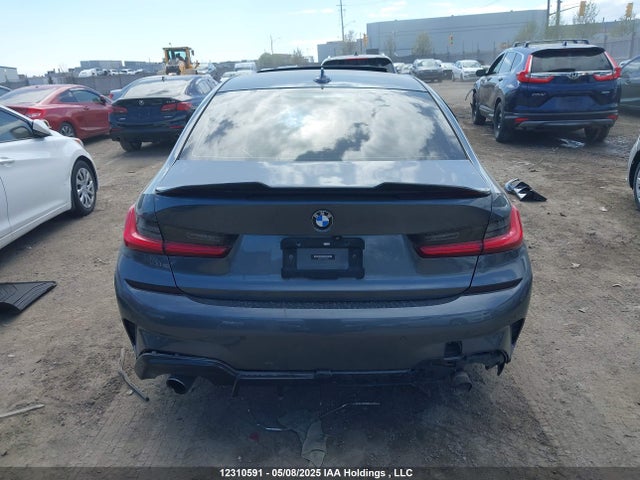 WBA5R7C51KAE82843 BMW 330I