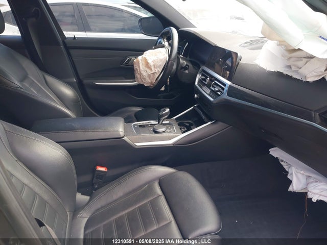 WBA5R7C51KAE82843 BMW 330I