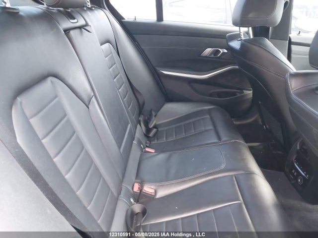 WBA5R7C51KAE82843 BMW 330I