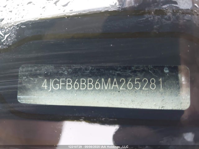4JGFB6BB6MA265281 Mercedes-Benz m256