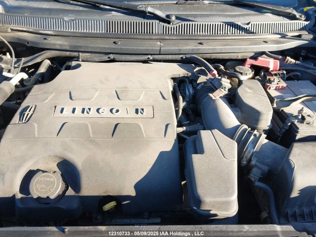 Lincoln MKT 2014 2L1MJ5LK2EBL56302 Image 10