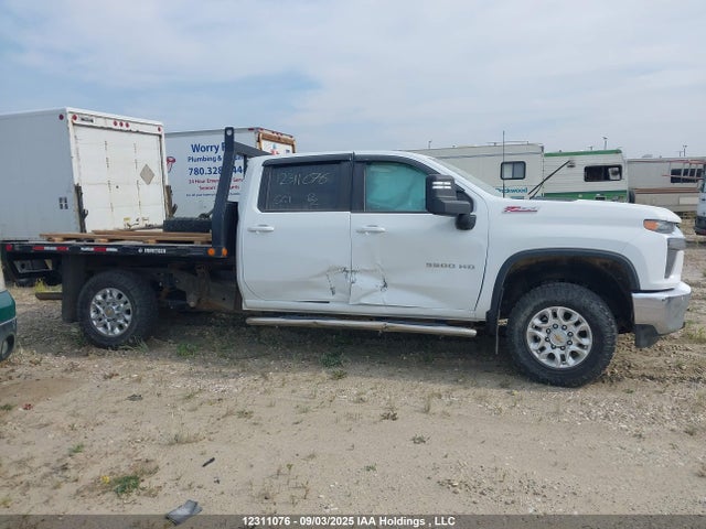 Chevrolet l8t 2023 1GC4YTE71PF218375 Image 14