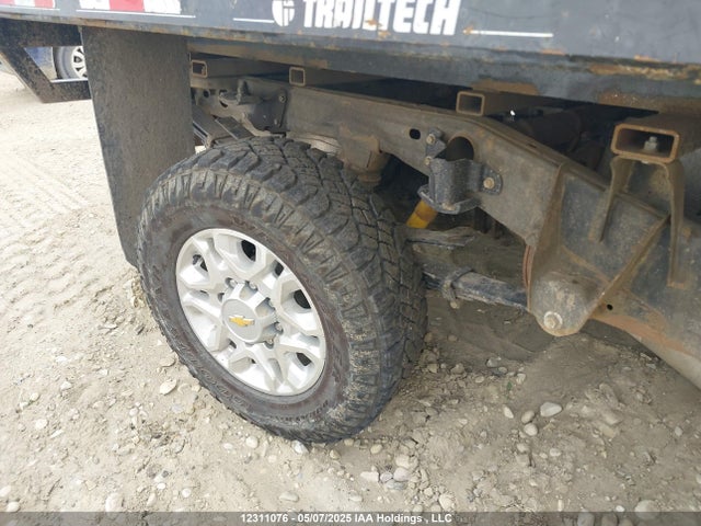 Chevrolet l8t 2023 1GC4YTE71PF218375 Image 19
