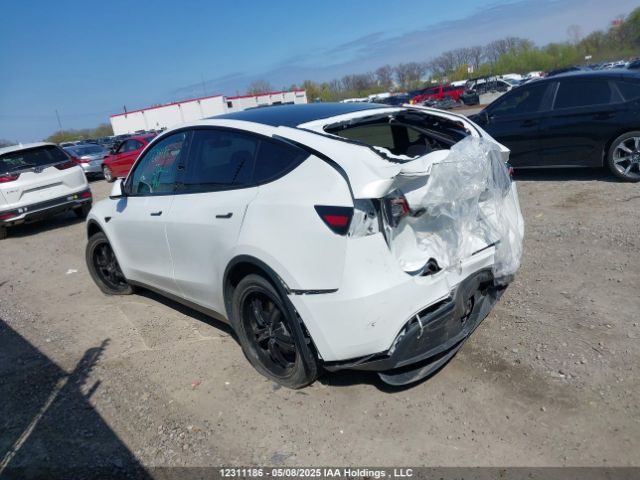 5YJYGAEE9MF284678 Tesla Model Y