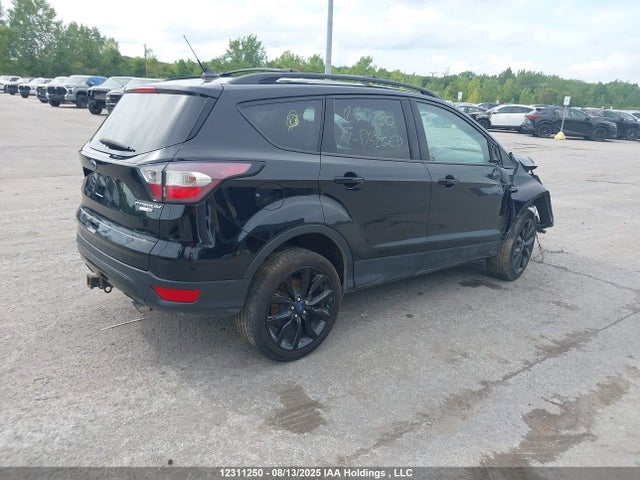 Ford Escape 2018 1FMCU9J98JUD32065 Image 4