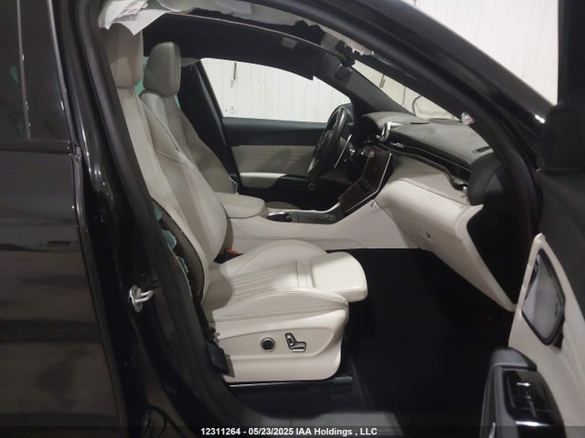 ZN682AVM0P7439374 Maserati Grecale