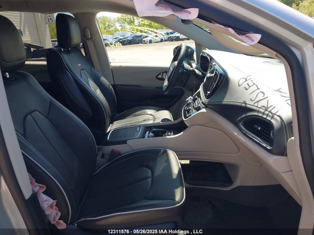 2C4RC1S73PR595814 Chrysler Pacifica