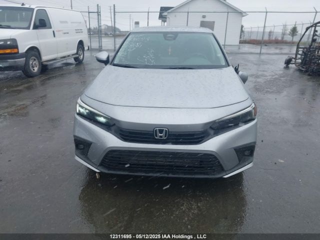 2HGFE1F92NH005261 Honda Civic Touring