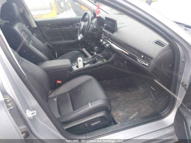 2HGFE1F92NH005261 Honda Civic Touring
