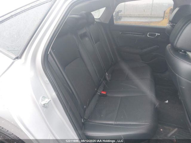 2HGFE1F92NH005261 Honda Civic Touring