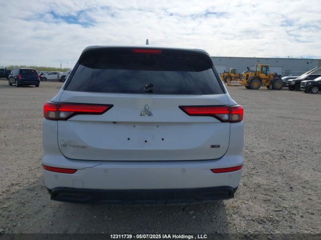 JA4J4TA82NZ617623 Mitsubishi Outlander