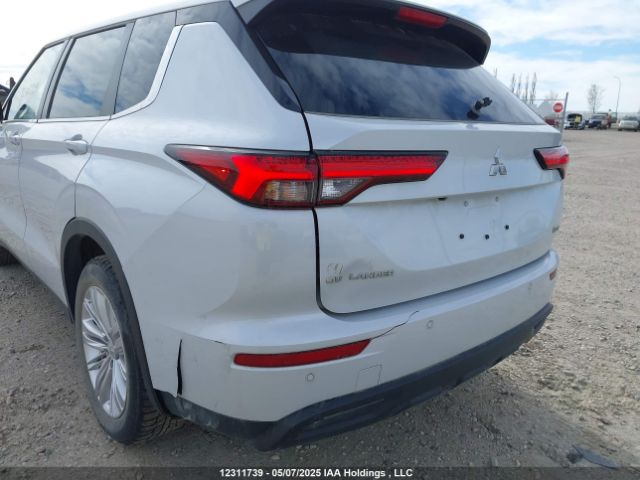 JA4J4TA82NZ617623 Mitsubishi Outlander