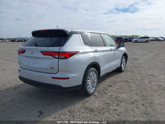 JA4J4TA82NZ617623 Mitsubishi Outlander