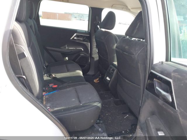 JA4J4TA82NZ617623 Mitsubishi Outlander