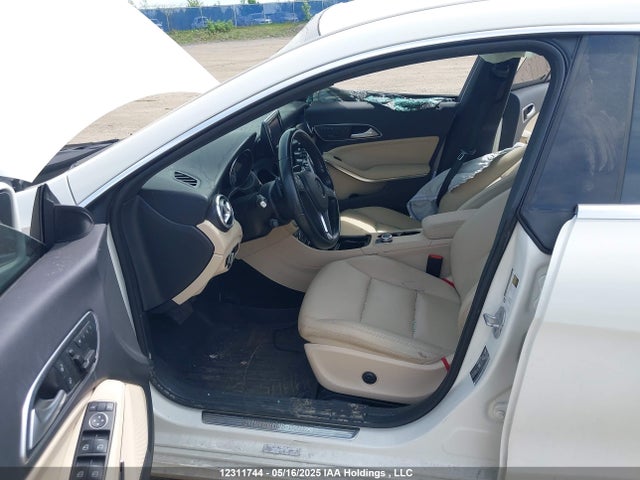 WDDSJ4GBXEN122725 Mercedes-Benz 2014