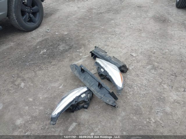 1FADP3N22JL305157 Ford Focus Titanium