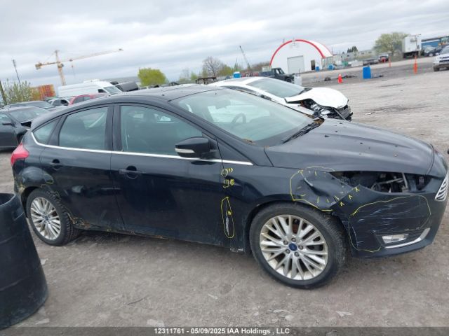 1FADP3N22JL305157 Ford Focus Titanium