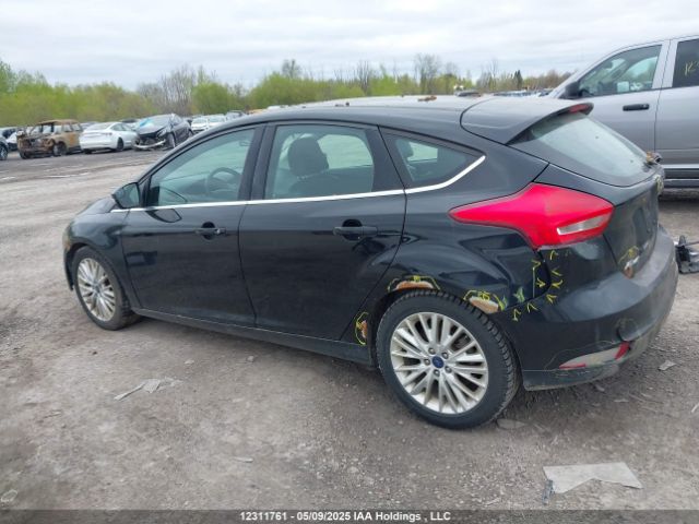 1FADP3N22JL305157 Ford Focus Titanium