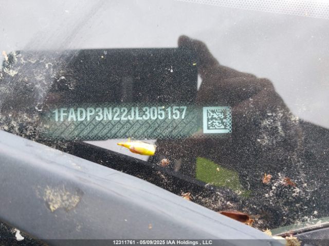 1FADP3N22JL305157 Ford Focus Titanium
