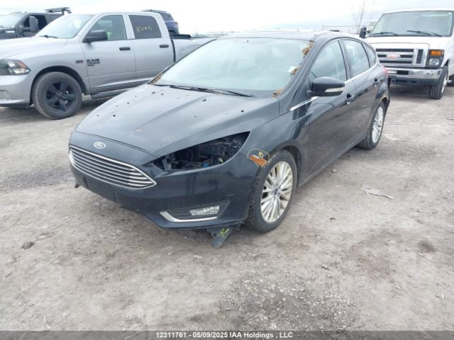 1FADP3N22JL305157 Ford Focus Titanium