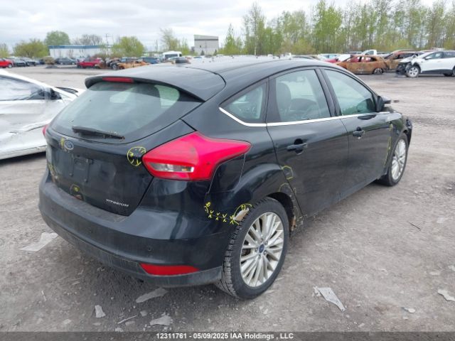 1FADP3N22JL305157 Ford Focus Titanium