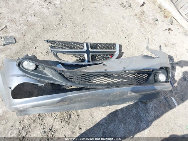2C4RDGEG2JR242810 Dodge Grand Caravan