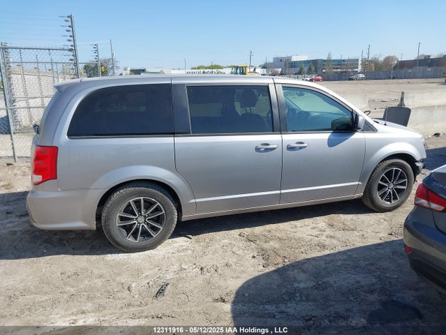 2C4RDGEG2JR242810 Dodge Grand Caravan