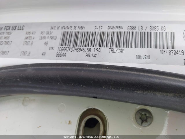 1C6RR7KG7HS845158 RAM 1500 St