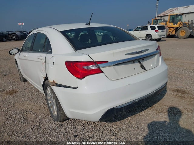 1C3CCBBB6EN101024 Chrysler 200